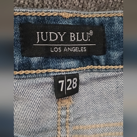Judy Blue Boyfriend Jean W28 - Picture 11 of 14